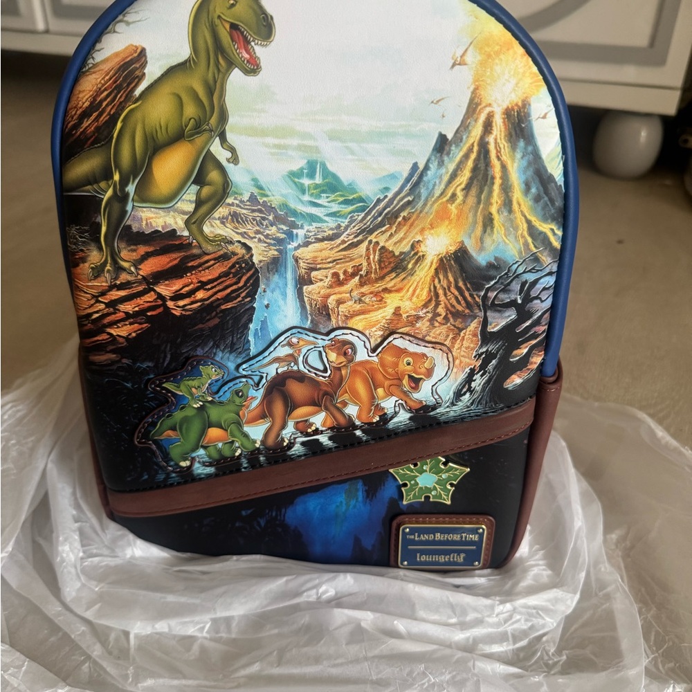 Loungefly land before time mini backpack NEW WITH TAGS